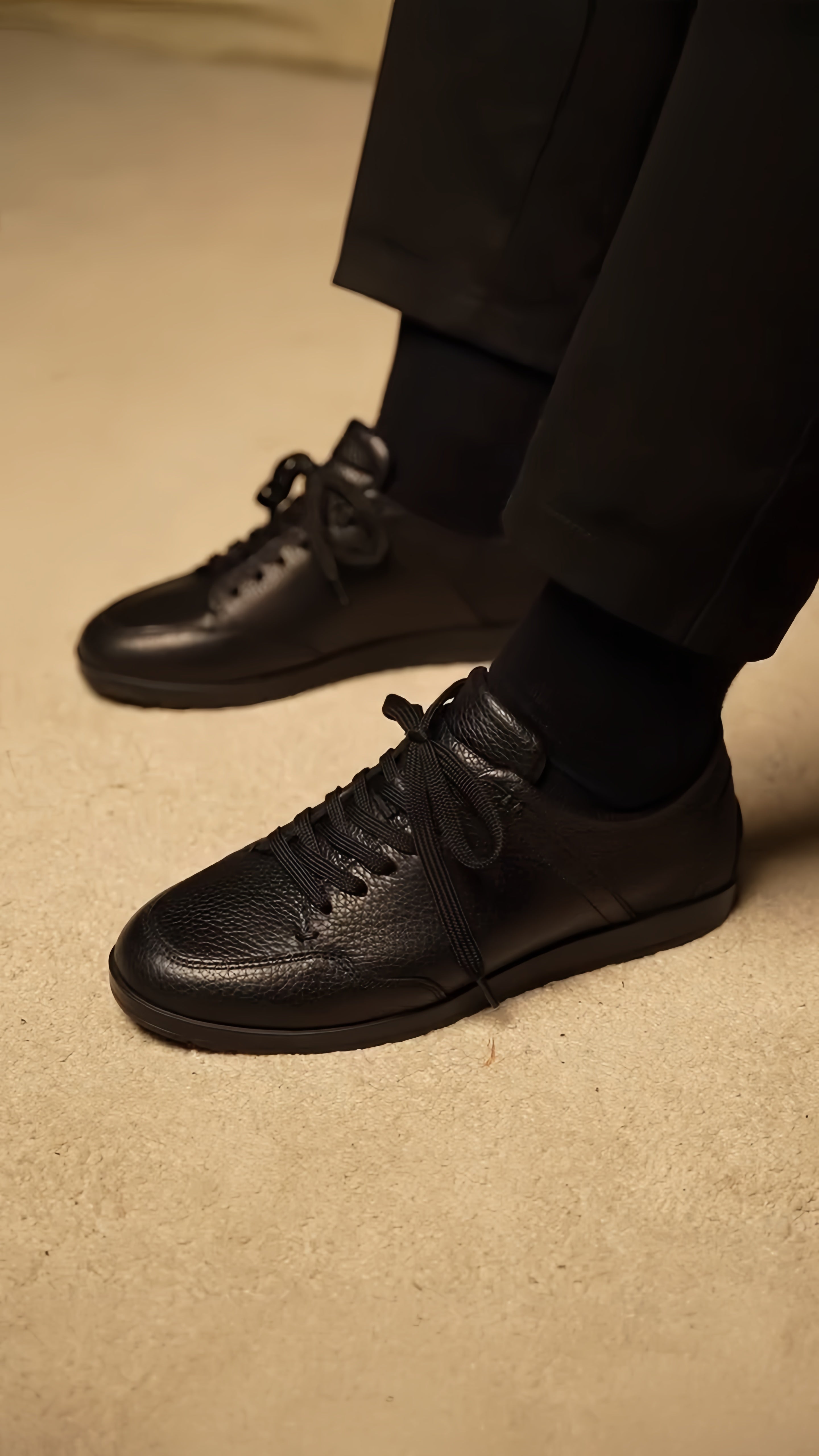 Genuine Leather Black Minimalist Lace-Up Casual Sneakers