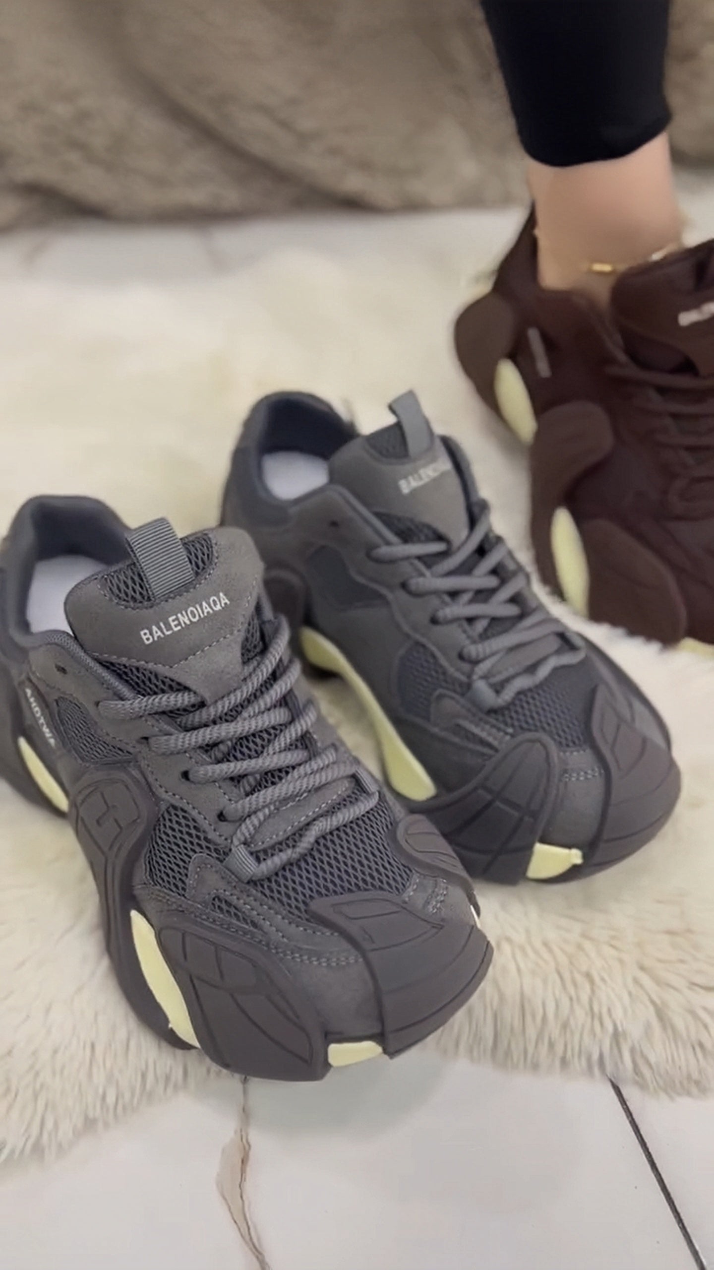 Women's Retro-style Platform Running Shoes