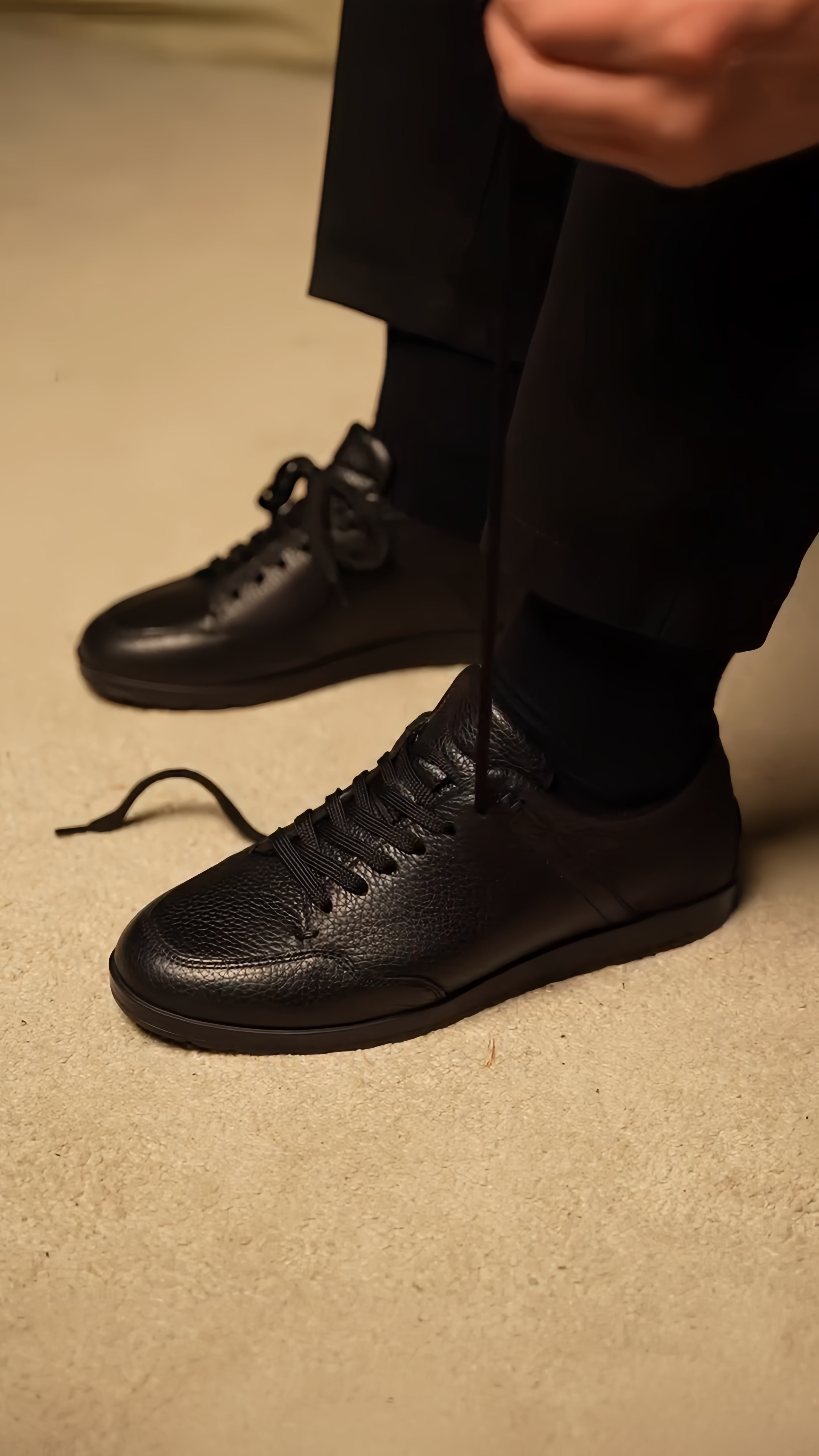 Genuine Leather Black Minimalist Lace-Up Casual Sneakers