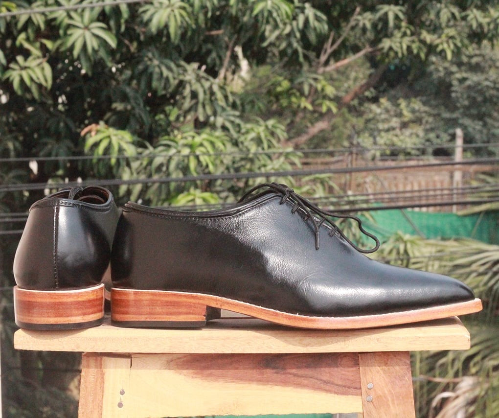 Handmade Black Whole Cut Leather Shoes
