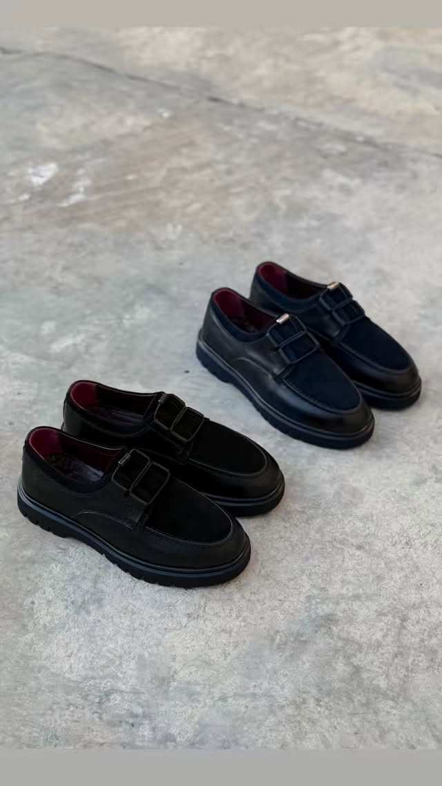 Men's Chunky Black Leather Loafers With Flat Buckle
