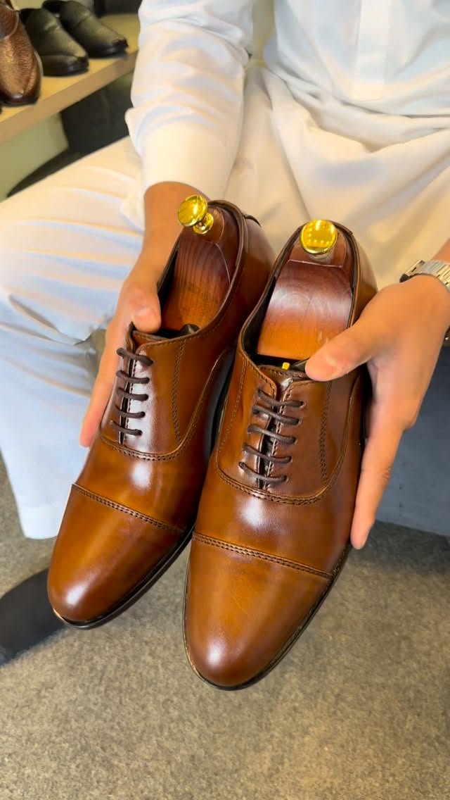 Men's Polished Brown Cap-toe Oxford Shoes - Leather Formal Dress Shoes For Business