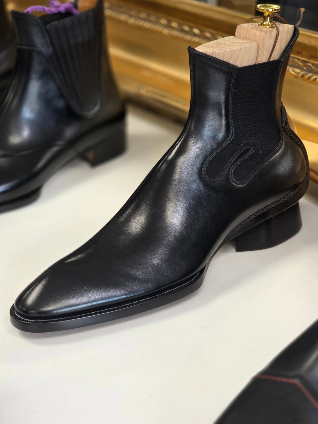 Men's Pointed Toe Block Heel Chelsea Boots Black Polished Leather Ankle Boots