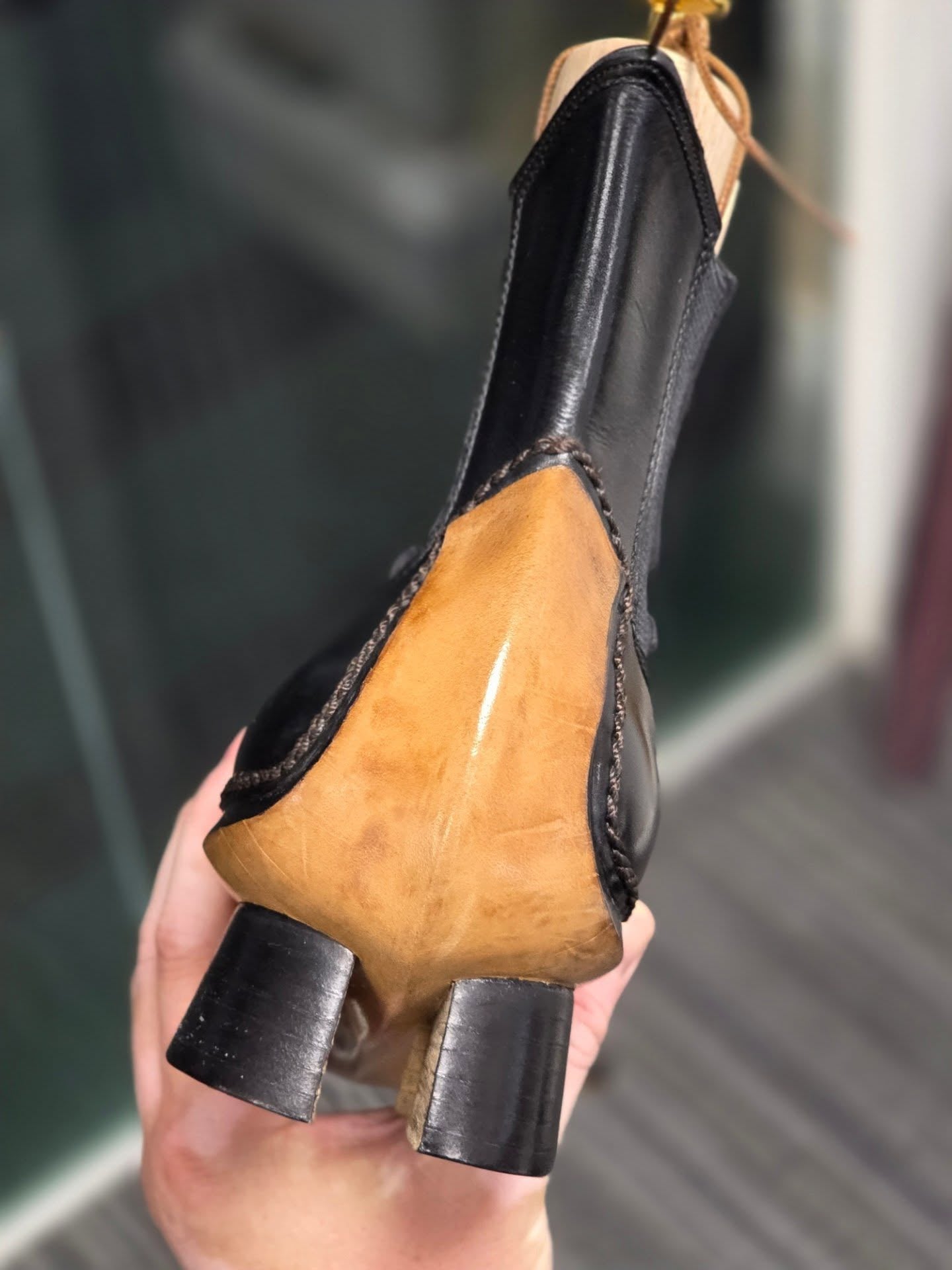 Men's Pointed Toe Block Heel Chelsea Boots Black Polished Leather Ankle Boots