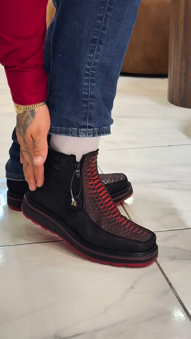 Men's Gradient Red Fish Scale Embossed Side Zip Platform Casual Ankle Boots, Chunky Sole Luxury Boot