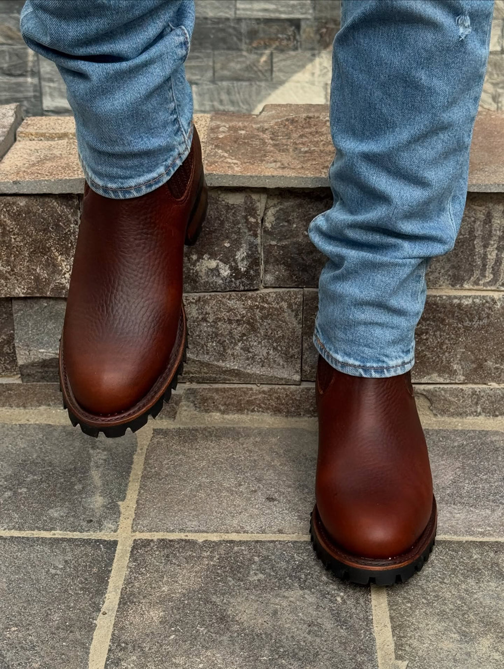 Men's Brown Full-Grain Leather Chelsea Boots - Rugged Lug Sole Western Ankle Boots