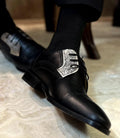 Men Engraved Metal Buckle Oxford Shoes
