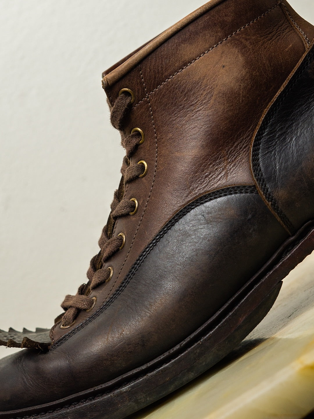 Verdancer Vintage Two-Tone Leather Work Boots - Handcrafted Distressed Lace-Up Combat Boots For Men