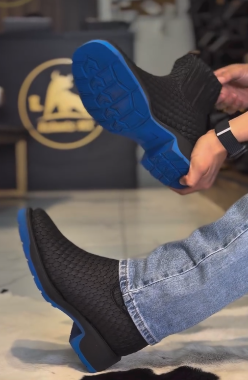 Black Grain Blue-soled Chelsea Western Boots
