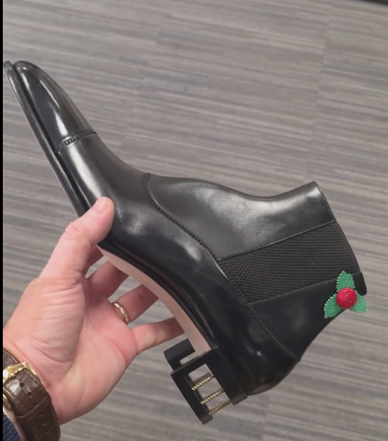 Men Black Rose Decor Square Heel Chelsea Ankle Boots