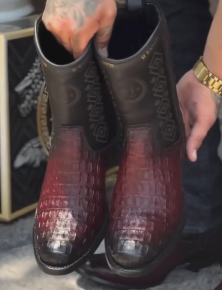 Men's Burgundy Croc-Embossed Western Cowboy Boots - Gradient Vintage Style Mid Calf Boots