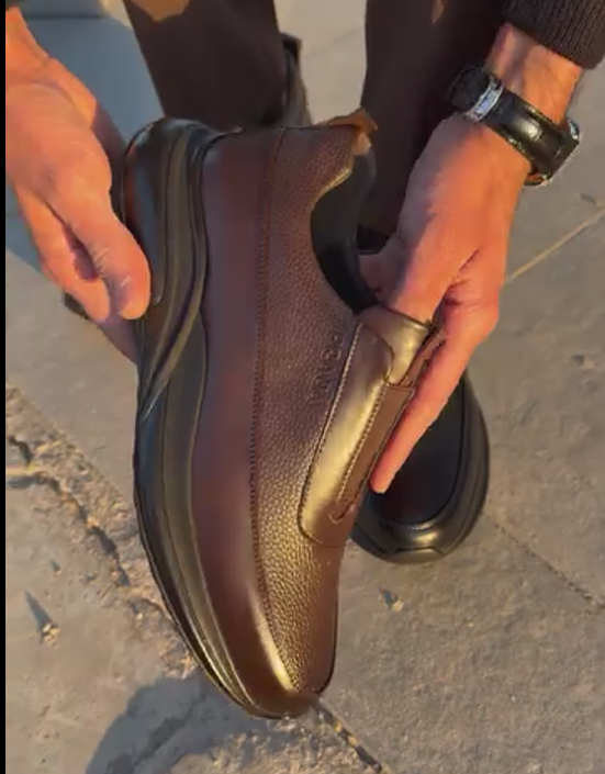 Men Brown Grain Leather Slip On Platform Casual Shoes