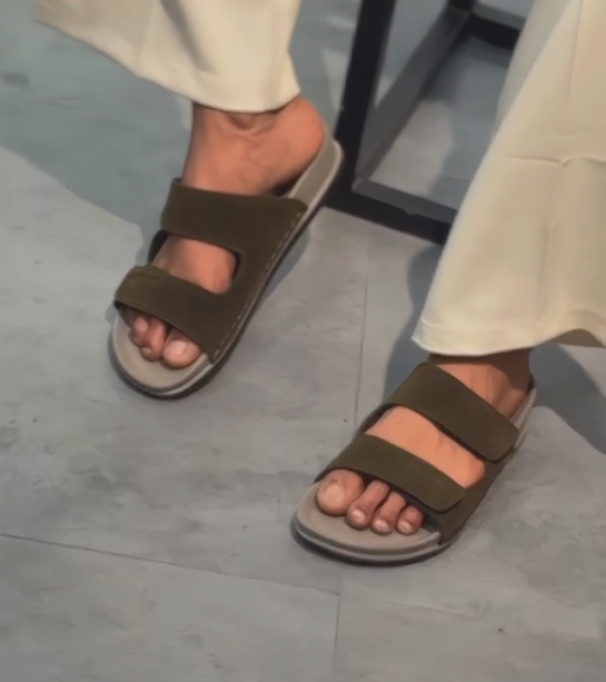 Adjustable Slide Sandals Men Casual Summer Beach Pool Slides Open Toe Slippers