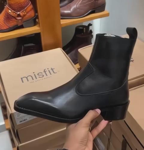Smooth Black Leather Western Chelsea Boots-Men's Ankle Boots