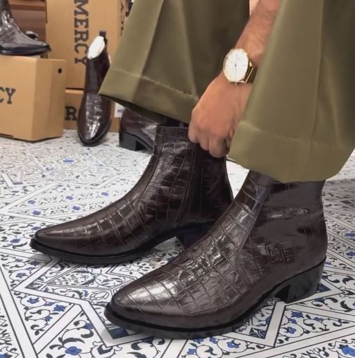 Men's Crocodile-Embossed Pointed Heel Chelsea Boots