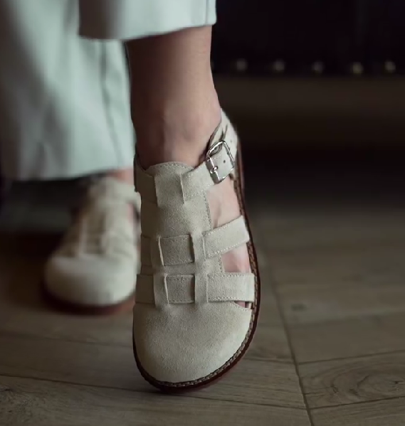 Women's Off-white Fine Suede Fashion Sandals