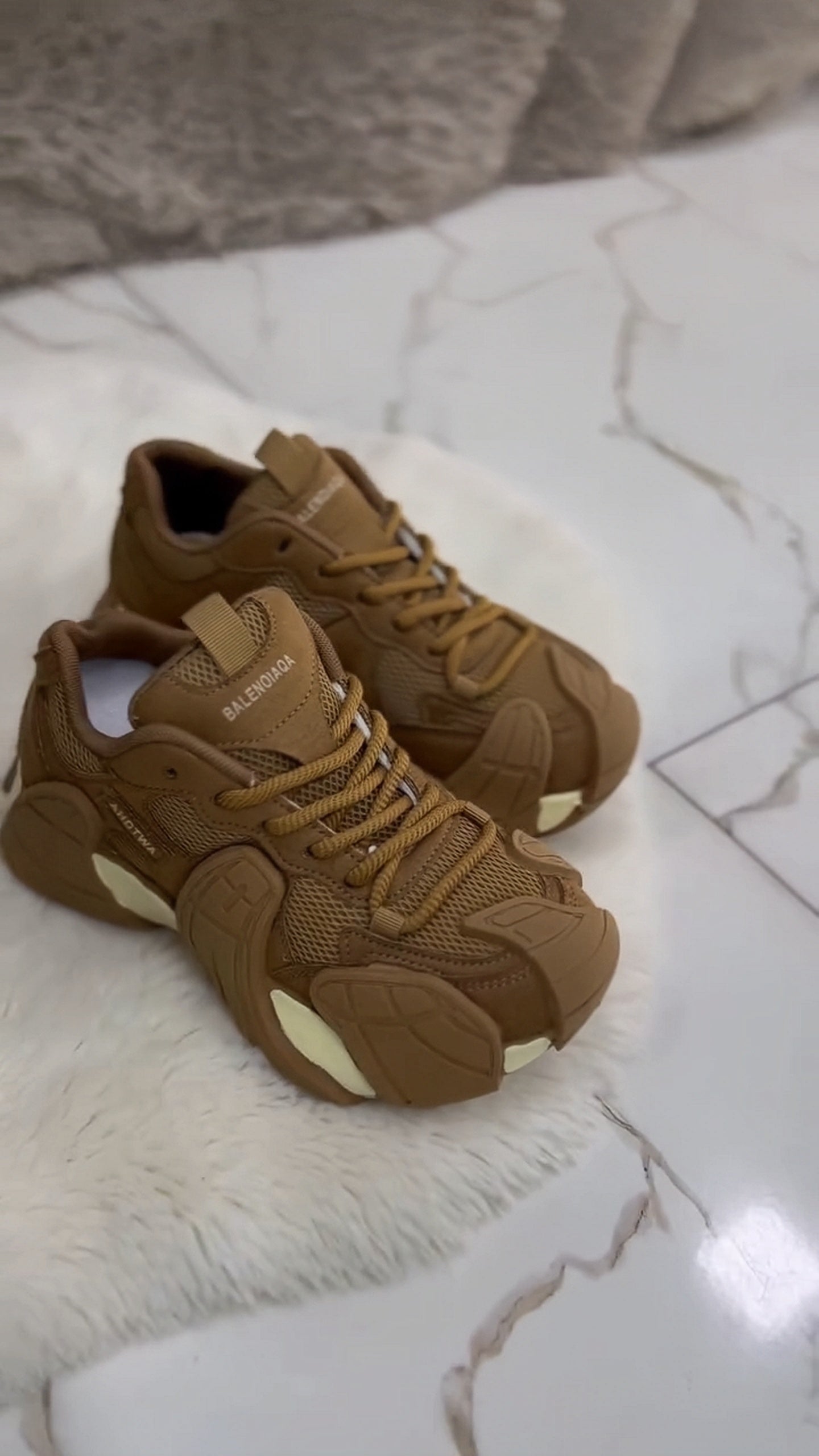 Women's Retro-style Platform Running Shoes