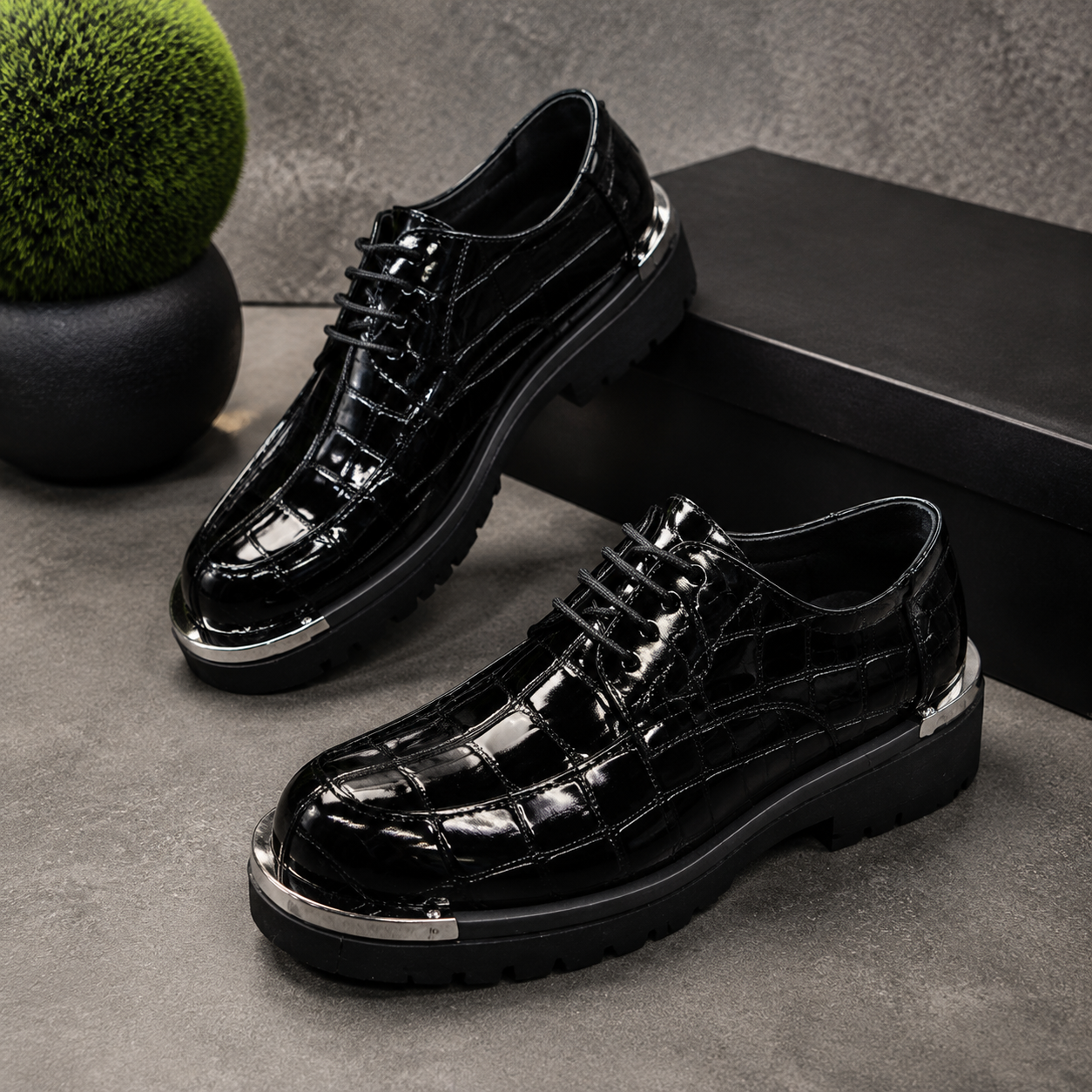 Men’s Glossy Crocodile-pattern Metal-toe Lace-up Chunky-heel Dress Shoes For Added Height