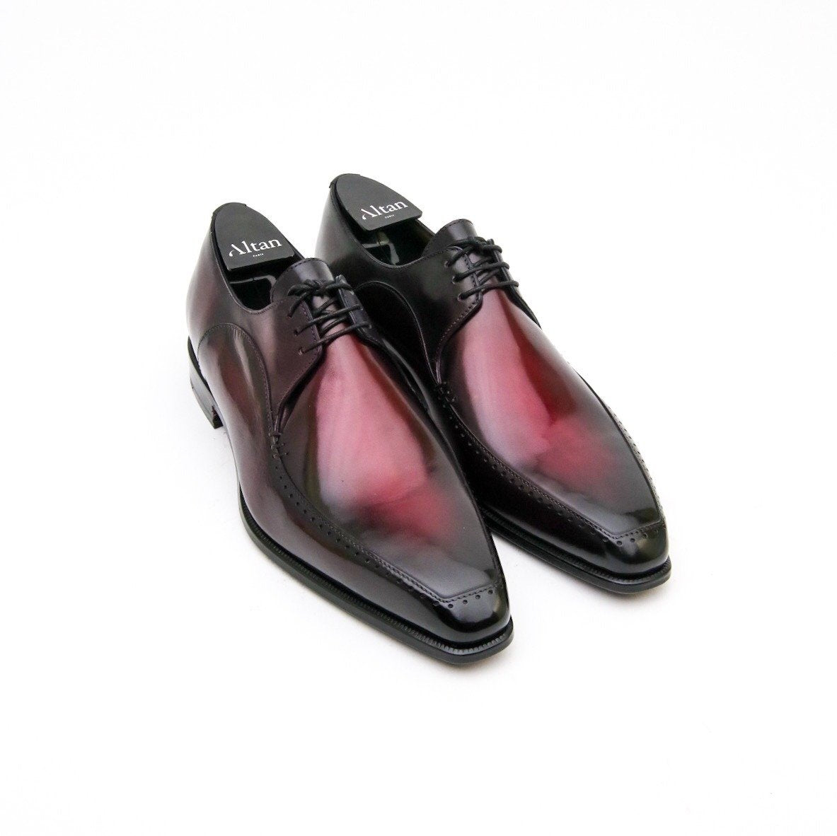 Three Eyelets Derby
