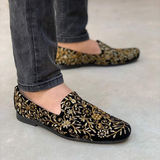 The Royal Black Shoes