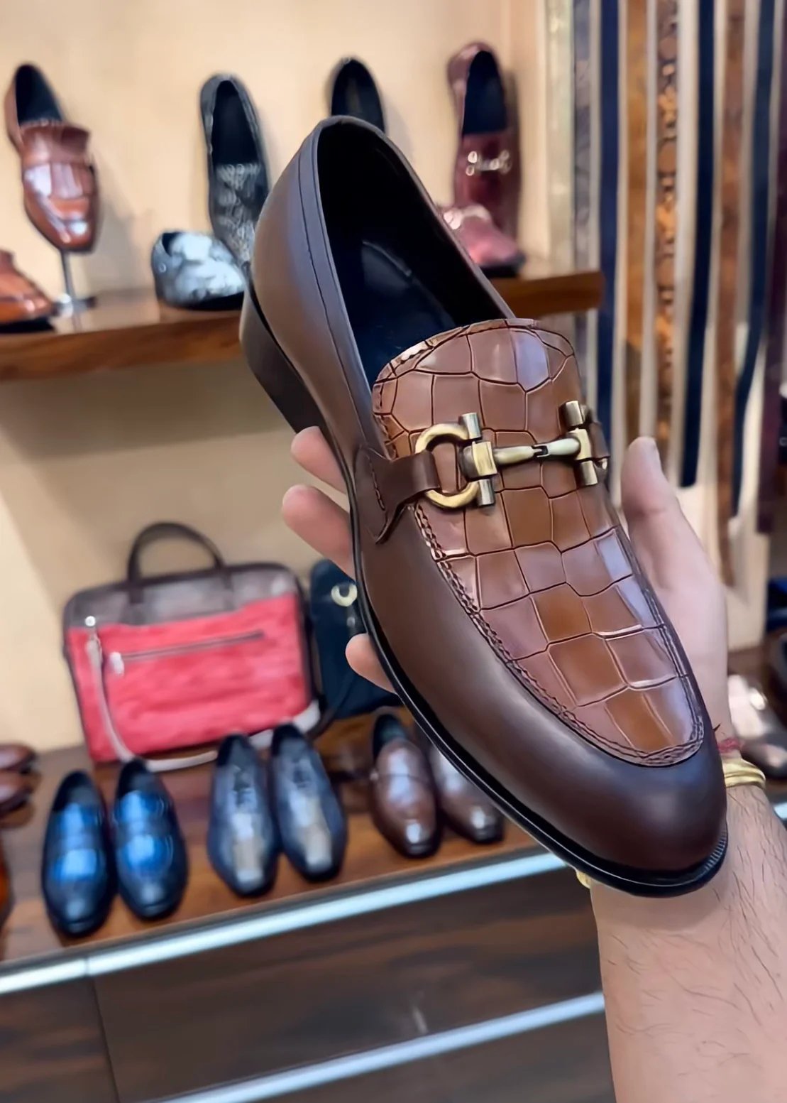 Matt Brown Finish Crocodile Spectators